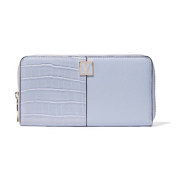 VICTORIA’S SECRET • Wrap Around Zip Wallet Skyflower Blue Color Block - Picture 1 of 4
